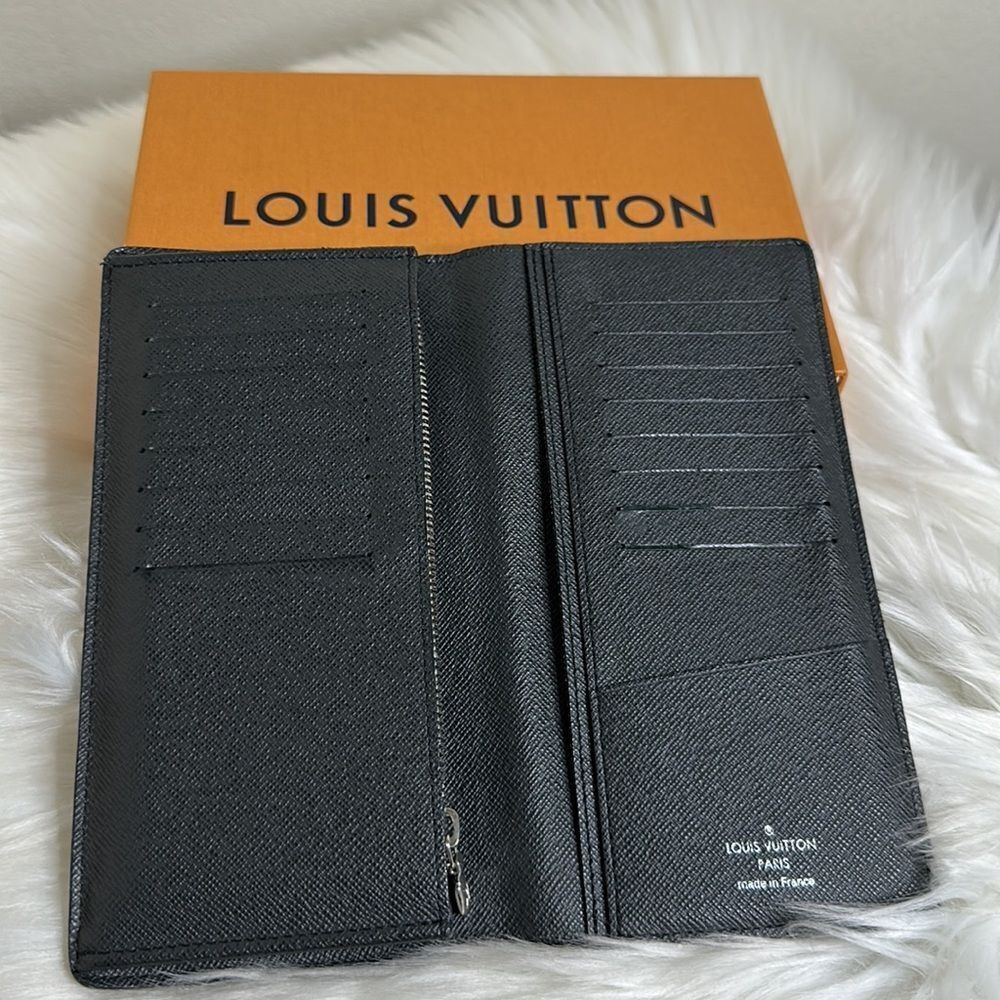 💯Authentic Louis Vuitton Bifold Long Wallet🍀 - Picture 5 of 17